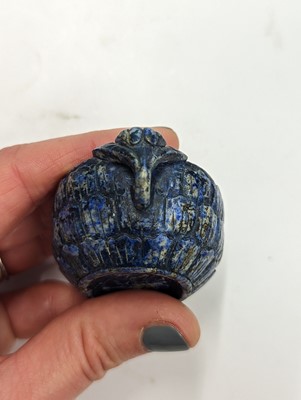 Lot 153 - A SMALL CHINESE LAPIS LAZULI TWIN-HANDLED BOWL