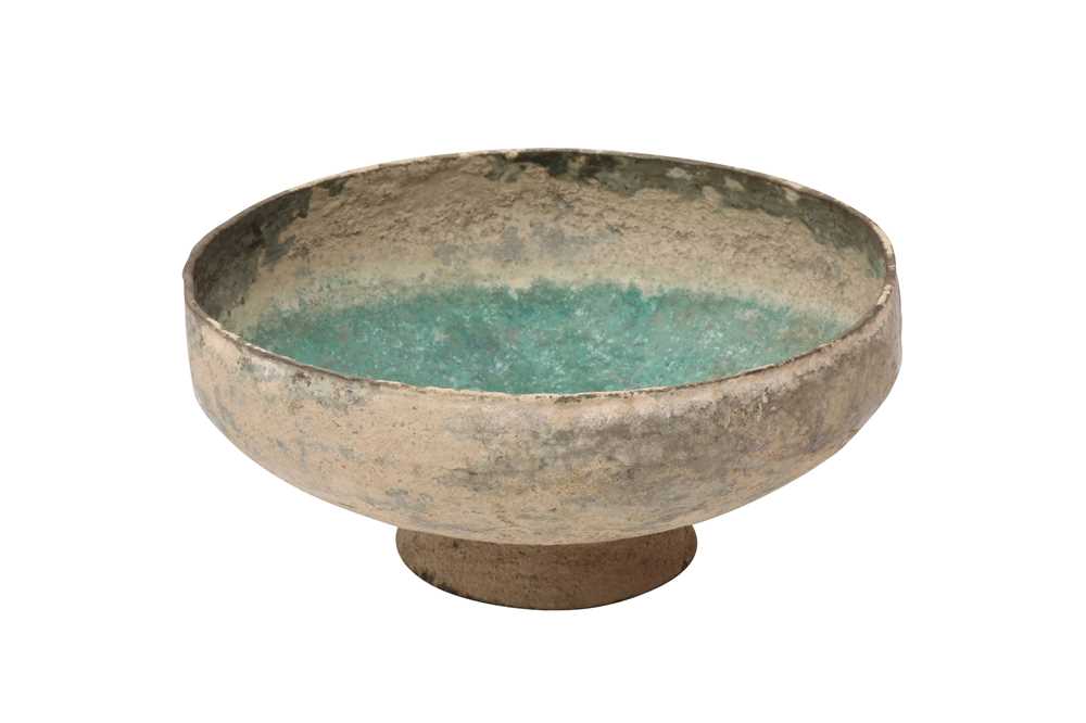 Lot 519 - A CHINESE BRONZE PEDESTAL BOWL