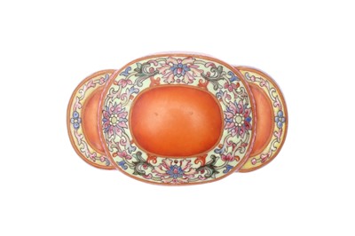 Lot 593 - A CHINESE FAMILLE-ROSE 'LOTUS' BELT BUCKLE