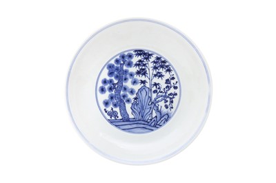 Lot 880 - A CHINESE BLUE AND WHITE 'THREE FRIENDS OF WINTER' DISH