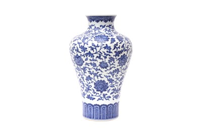 Lot 867 - A CHINESE BLUE AND WHITE 'LOTUS SCROLL' VASE