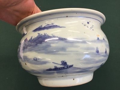 Lot 676 - A CHINESE BLUE AND WHITE 'LANDSCAPE' JARDINIÈRE