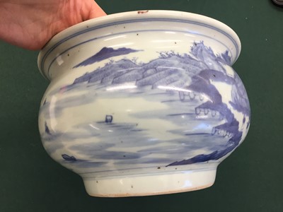 Lot 676 - A CHINESE BLUE AND WHITE 'LANDSCAPE' JARDINIÈRE