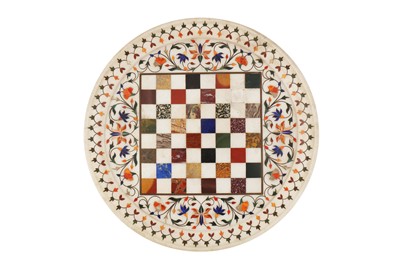 Lot 281 - AN INDIAN PIETRA DURA WHITE MARBLE DISH WITH CHESSBOARD