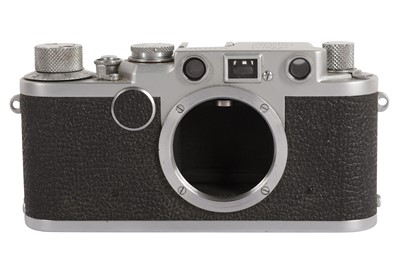 Lot 130 - A Leica IIF Red Dial Rangefinder Camera Body