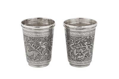 Lot 158 - A pair late 19th / early 20th century Chinese Export (Thai) silver beakers, circa 1900 by Bao Xing