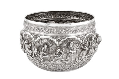 Lot 457 - A BURMESE REPOUSSÉ SILVER BOWL