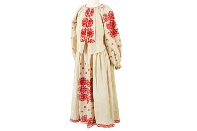 Lot 356 - AN EMBROIDERED BALKAN LADY'S COSTUME
