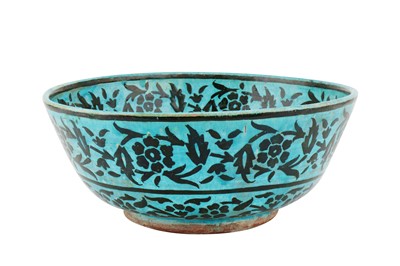 Lot 386 - A BLACK AND TURQUOISE-PAINTED 'DOME OF THE ROCK' STYLE POTTERY BOWL