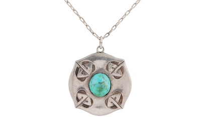 Lot 147 - AN ARTS AND CRAFTS SILVER AND TURQUOISE PENDANT, CIRCA 1905 BY LIBERTY & CO.