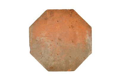 Lot 285 - A LARGE OCTAGONAL MULTAN POTTERY TILE WITH THE BISMILLAH