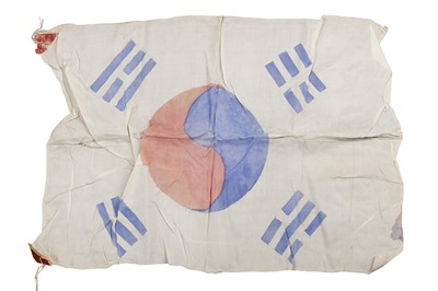 Lot 343 - KOREAN WAR ERA FLAGS