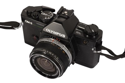 Lot 96 - A Olympus OM-2 Spot/Program SLR Camera Outfit