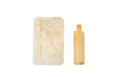 Lot 716 - A CHINESE JADE PLAQUE AND A PENDANT