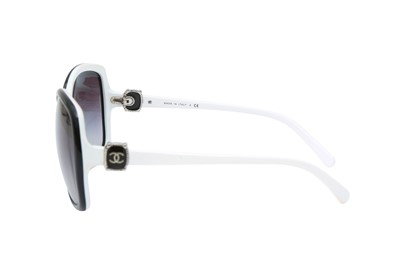 Lot 421 - Chanel Monochrome Logo Rectangle Sunglasses