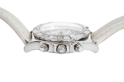 Lot 320 - BREITLING.