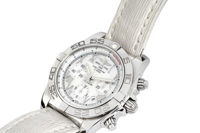 Lot 320 - BREITLING.