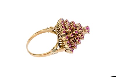 Lot 13 - A RUBY DRESS RING