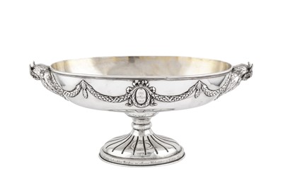Lot 279 - A large early 20th century German 800 standard silver twin handled pedestal bowl, Berlin dated 1912 by H. Meyen and Co