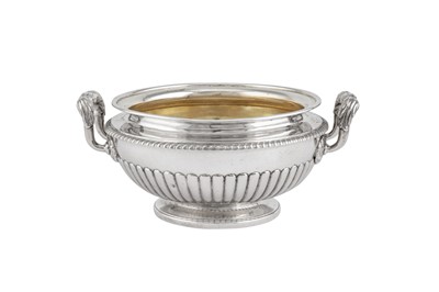 Lot 424 - A George III sterling silver twin handled sugar bowl, London 1816 by William Burwash