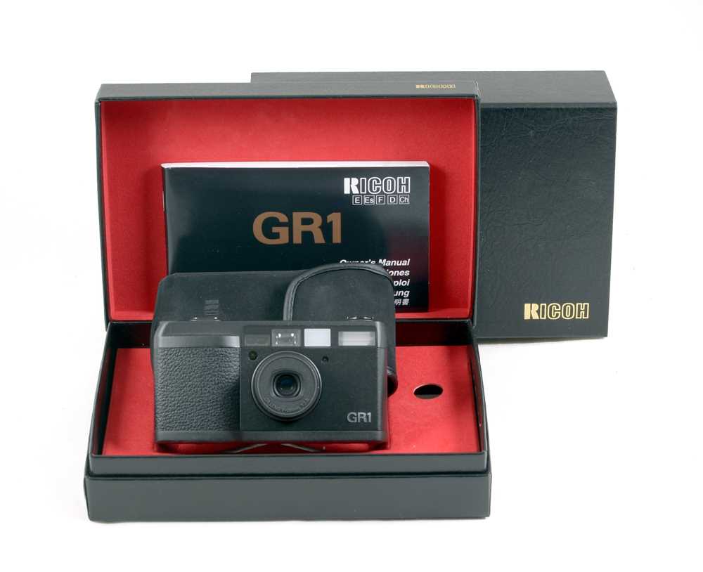 Lot 61 - Black Ricoh GR1 Compact Film Camera.