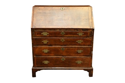 Lot 292 - EARLY 18TH CENTURY WALNUT AND FEATHER BANDED BUREAU