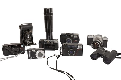 Lot 51 - A Mixed Group of 35mm Cameras and Optics