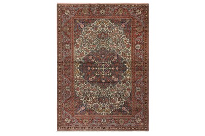 Lot 89 - A VERY FINE ISFAHAN RUG, CENTRAL PERSIA