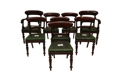 Lot 171 - A SET OF EIGHT VICTORIAN STYLE MAHOGANY BAR BACK DINING CHAIRS