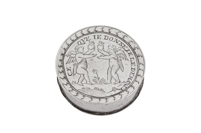 Lot 46 - A Charles II late 17th century unmarked silver patch box, circa 1680