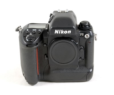Lot 182 - Nikon F5 Professional AF Film Camera. #3129168.
