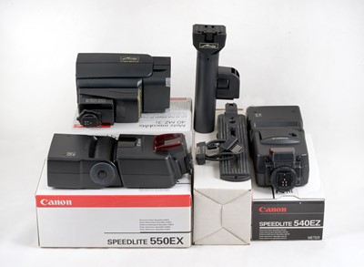 Lot 192 - A Group of Canon Flash Units for Canon EOS DSLRs