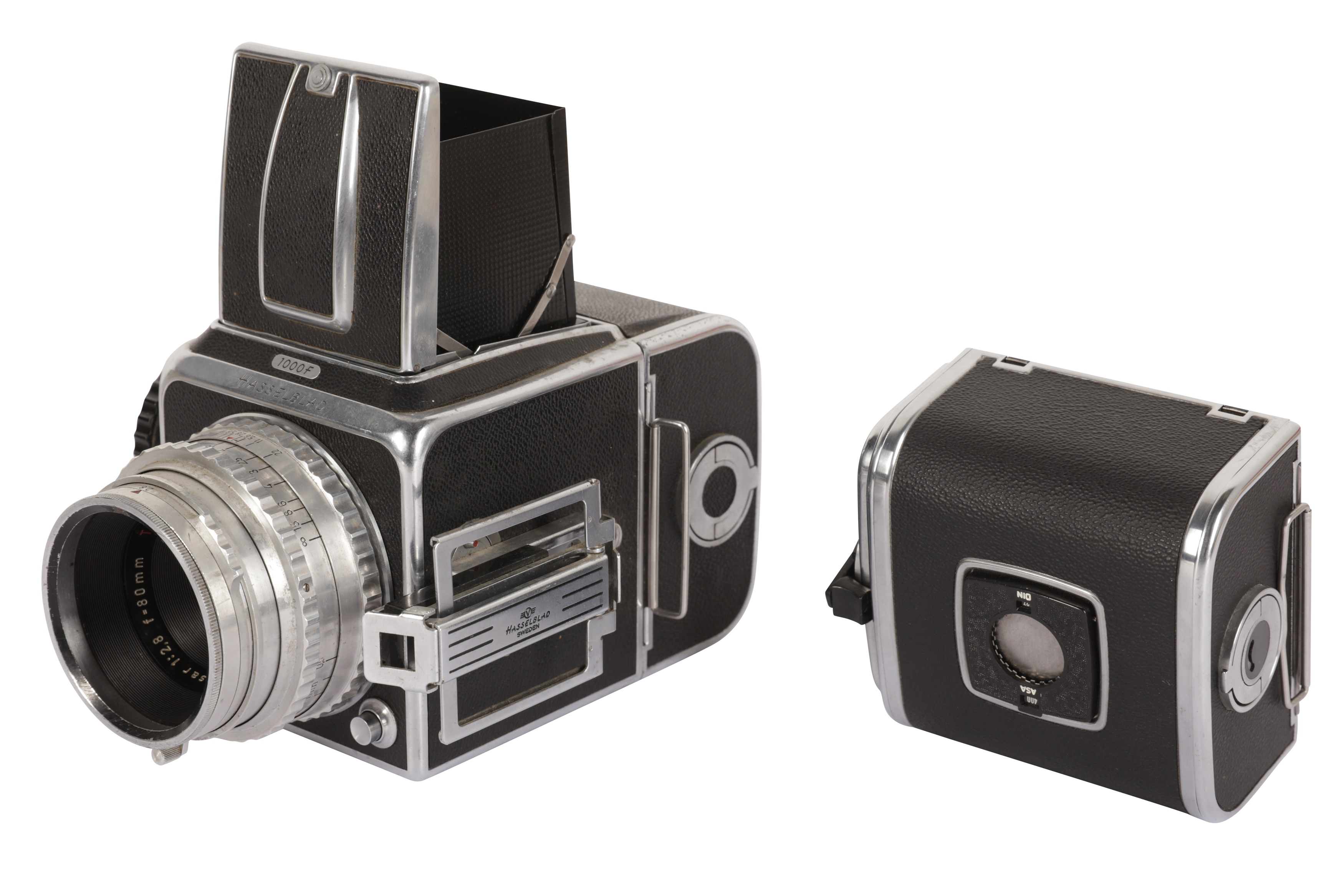 Lot 215 - A Hasselblad 1000F Medium Format SLR Camera Lot 215 - A Hasselblad 1000F Medium Format SLR Camera