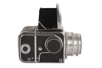 Lot 215 - A Hasselblad 1000F Medium Format SLR Camera