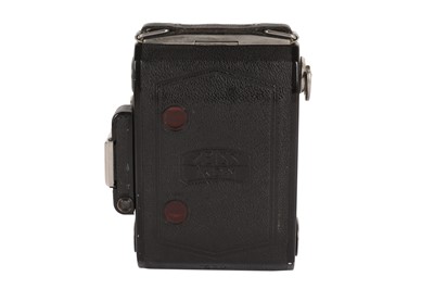 Lot 423 - A Zeiss Ikon Super Ikonta 530 Folding Rangefinder Camera