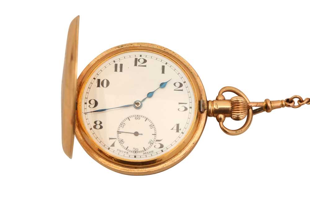 Lot 67 - A 1930s 9CT ROSE GOLD HALF HUNTER POCKET WATCH