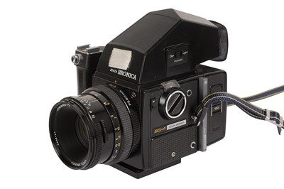 Lot 198 - A Bronica SQ-A Medium Format SLR Camera Outfit