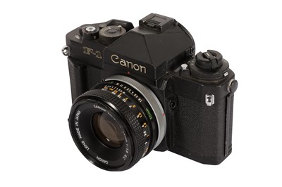 Lot 190 - A Canon F1 SLR Camera Outfit