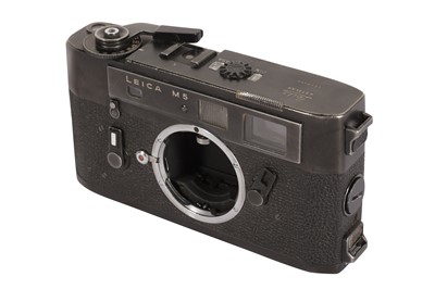 Lot 150 - A Leica M5 Rangefinder Camera Body
