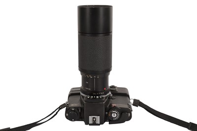 Lot 156 - A Leica R5 SLR Camera
