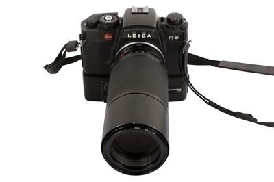Lot 156 - A Leica R5 SLR Camera