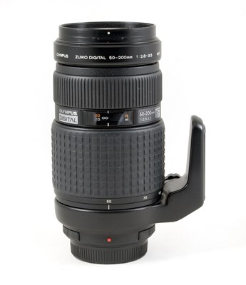 Lot 4 - An Olympus Zuiko Digital 50-200mm f2.8-3.5 4/3rds SWD Zoom Lens.