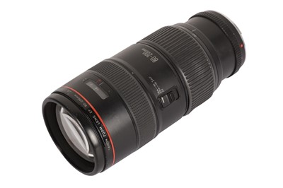 Lot 187 - A Canon EF 80-200mm f/2.8 L Zoom Lens