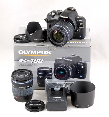 Lot 9 - Olympus E-400 Double Zoom Lens 4/3rds DSLR Kit.