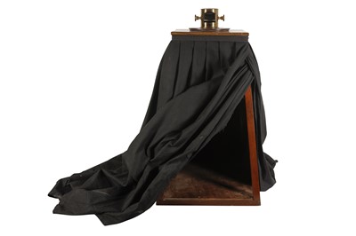Lot 1 - A 19th Century French Camera Obscura