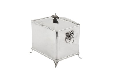 Lot 370 - A George V sterling silver biscuit box, Sheffield 1931 by George Wish