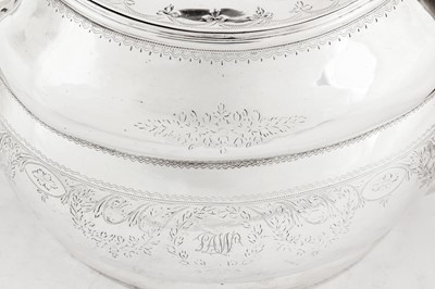 Lot 431 - A large George III Irish provincial silver teapot, Cork circa 1790 by Samuel Green