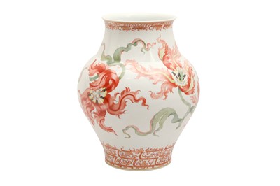 Lot 420 - A MEISSEN FLORAL VASE