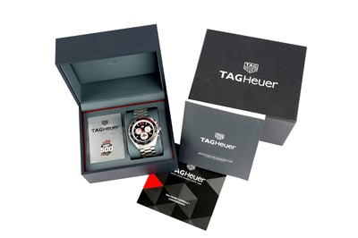 Lot 284 - TAG HEUER.