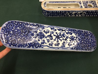 Lot 686 - A CHINESE BLUE AND WHITE PEN BOX FOR THE ISLAMIC MARKET